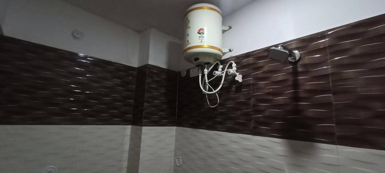 Sainik Guest House 500Mtr From Medanta Hospital Lucknow Exterior photo