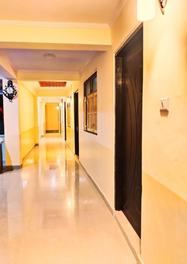 Sainik Guest House 500Mtr From Medanta Hospital Lucknow Exterior photo