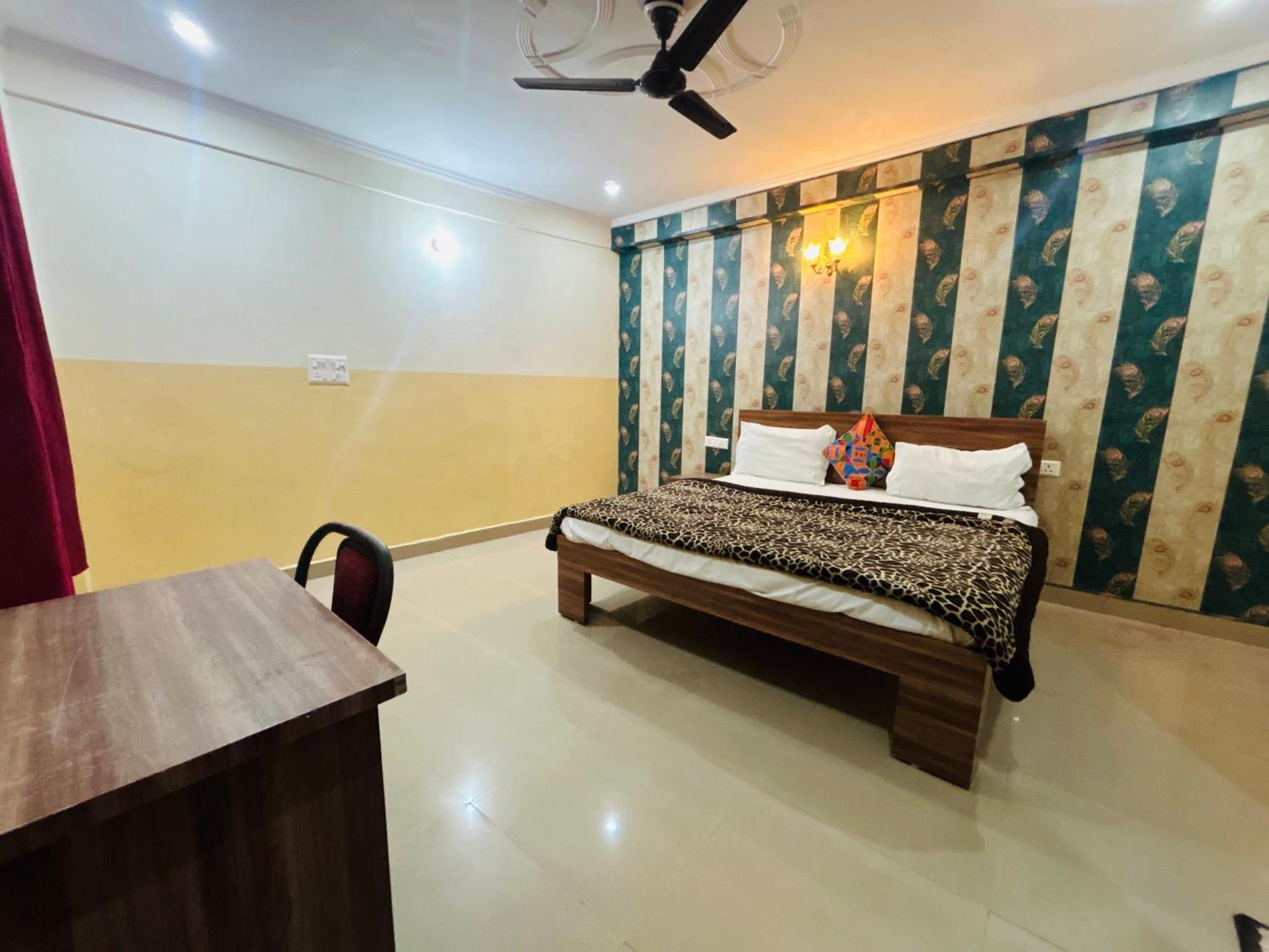 Sainik Guest House 500Mtr From Medanta Hospital Lucknow Exterior photo