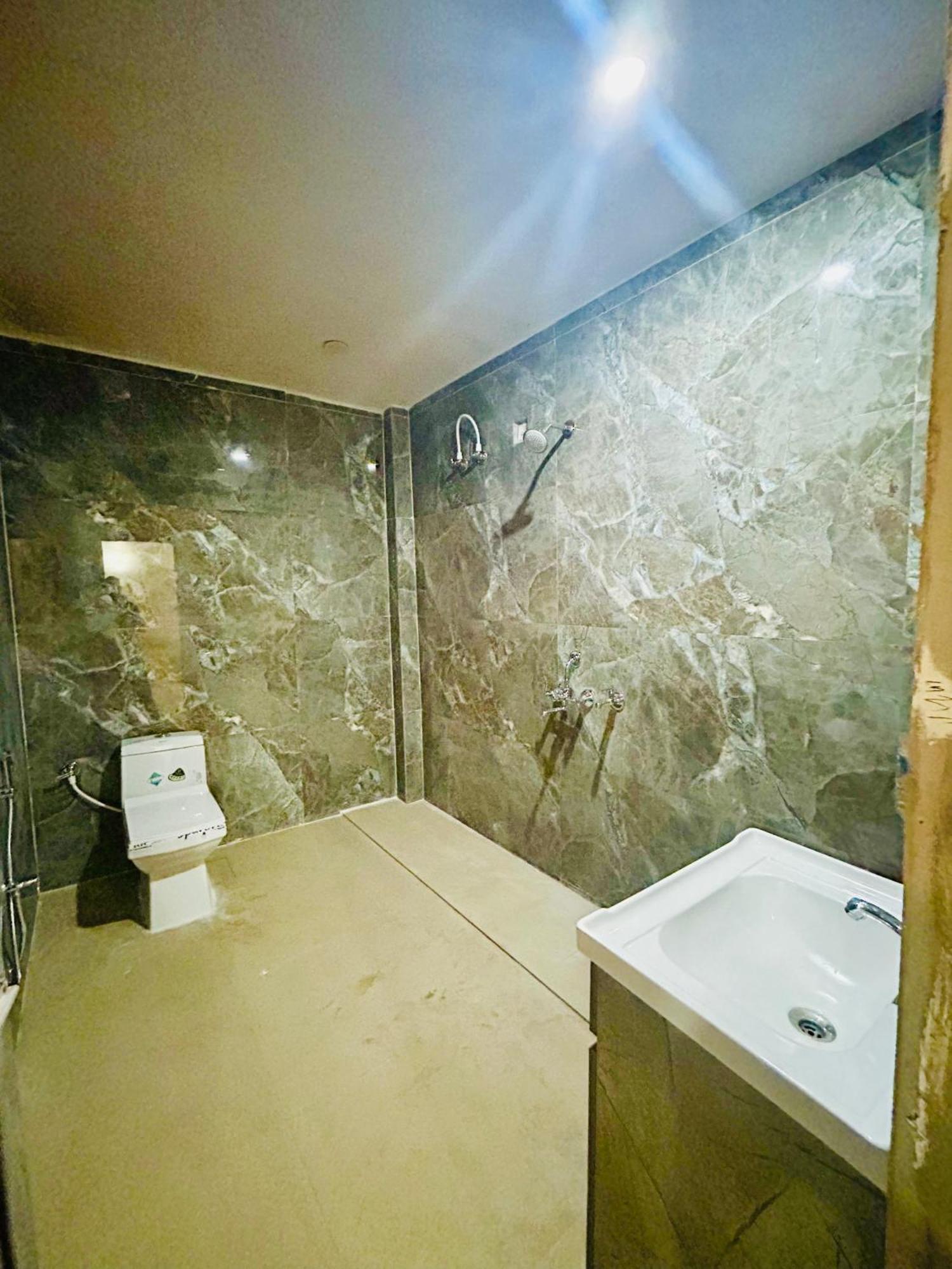 Sainik Guest House 500Mtr From Medanta Hospital Lucknow Exterior photo